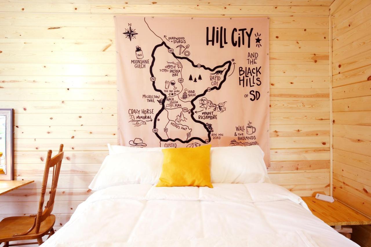 Firehouse Campground Hill City Ngoại thất bức ảnh